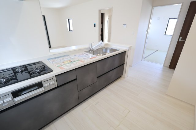 《仲介手数料無料》西区大字宝来369-1新築一戸建てリーブルガーデンのキッチン