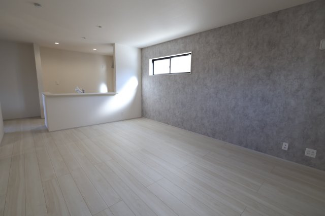 《仲介手数料無料》西区大字宝来369-1新築一戸建てリーブルガーデンの居間・リビング