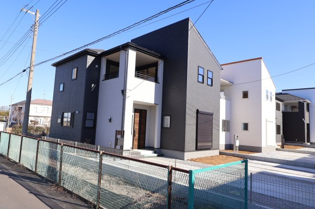 《仲介手数料無料》西区大字宝来369-1新築一戸建てリーブルガーデンの外観