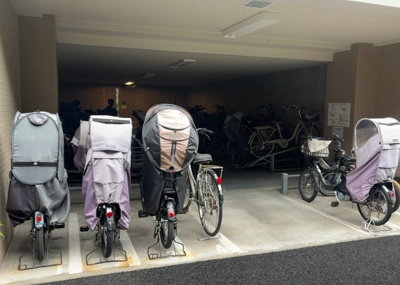 【駐輪場】 | オハナ橋本 | マンションの駐輪場は、事前に空きがあるか確認を取ると安心です。せっかく入居したのに駐輪スペースがない！なんてことになったら大変ですよね。そこで、内見時や購入前にはまず事前に確認しておくと良いでしょう。