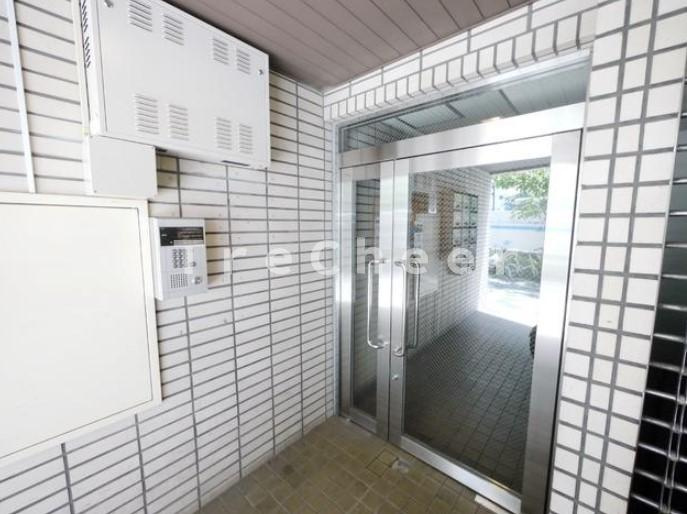 JLBグランエクリュ板橋区役所前のエントランス