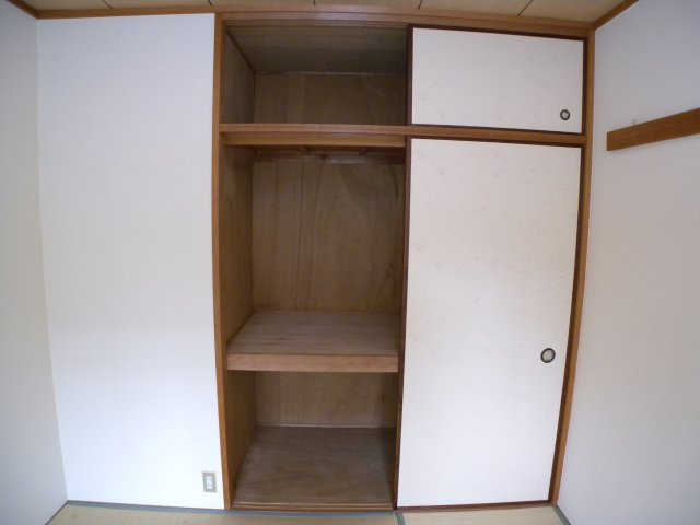 シャトラン高月の収納