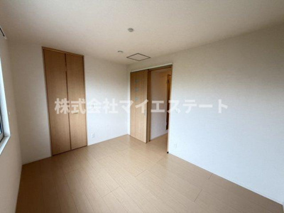 【玄関】 | リーブル | 別部屋写真