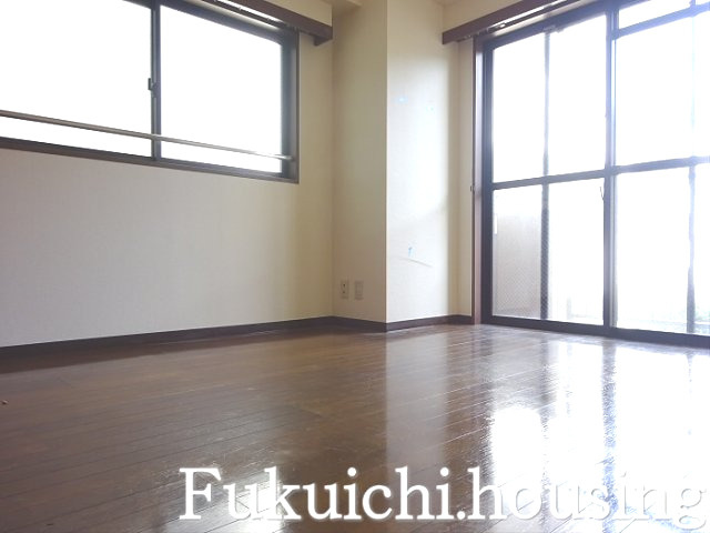 フェニックス明大前の寝室