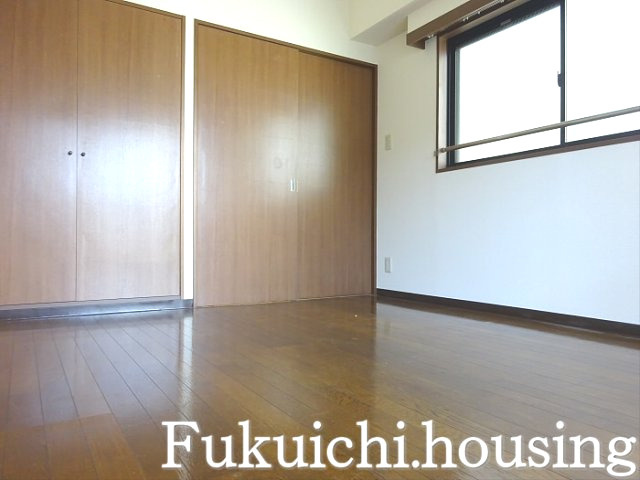 フェニックス明大前の居間・リビング