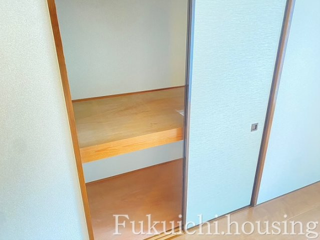 上保コーポの収納