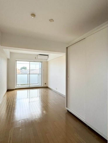 北沢スタディオスの居間・リビング