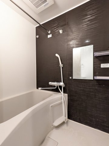 エルファーロ笹塚IIの浴室