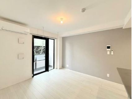 コンポジット渋谷初台の居間・リビング