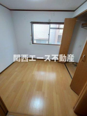 【寝室】 | 箱殿町貸家