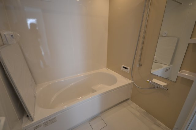 岸和田市下野町5丁目　戸建の浴室