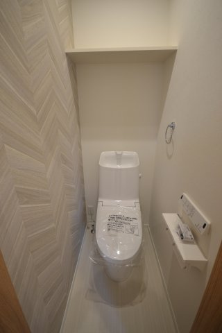 岸和田市下野町5丁目　新築戸建のトイレ