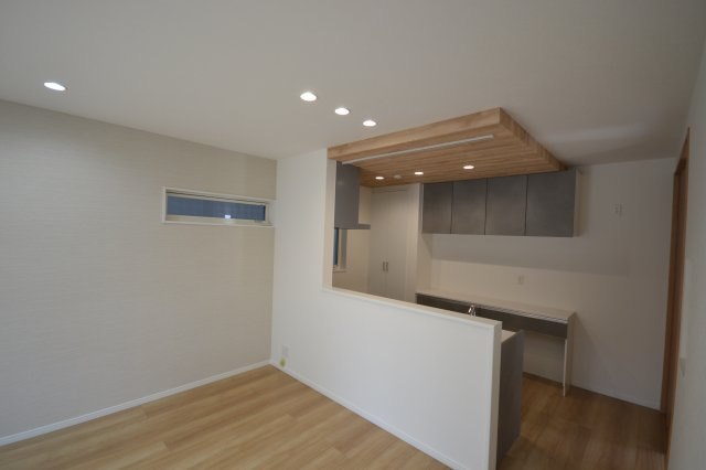 岸和田市下野町5丁目　新築戸建のキッチン