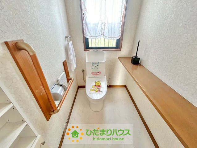 久喜市吉羽　中古一戸建てのトイレ