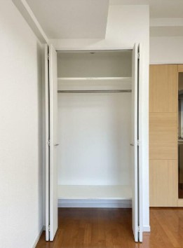 【収納】 | スカイコート新宿落合壱番館 | クローゼット完備。