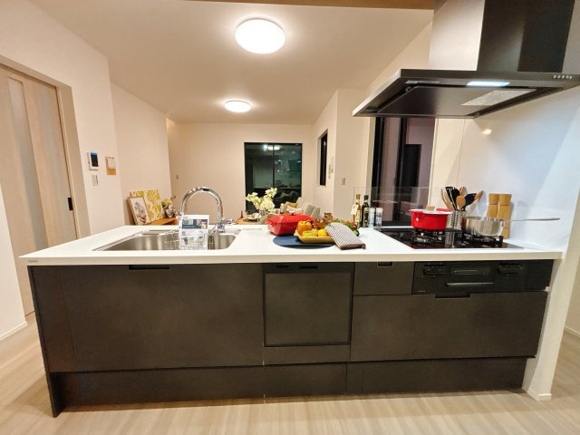 MELDIA千種区自由ヶ丘115①｜名古屋市の戸建ならホームアップのキッチン