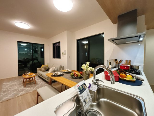 MELDIA千種区自由ヶ丘115①｜名古屋市の戸建ならホームアップのキッチン