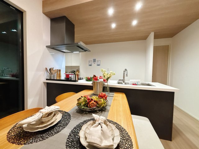 MELDIA千種区自由ヶ丘115①｜名古屋市の戸建ならホームアップのキッチン