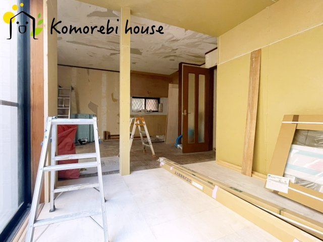 さいたま市北区別所町　中古一戸建ての居間・リビング|11/28　撮影