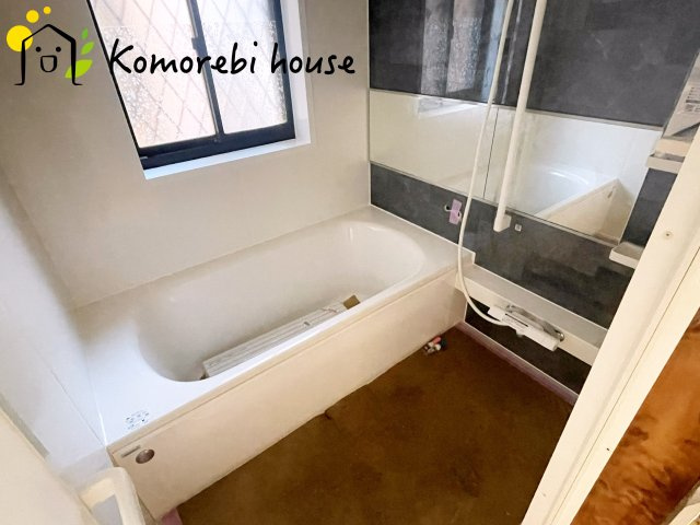 さいたま市北区別所町　中古一戸建ての浴室|11/28　撮影