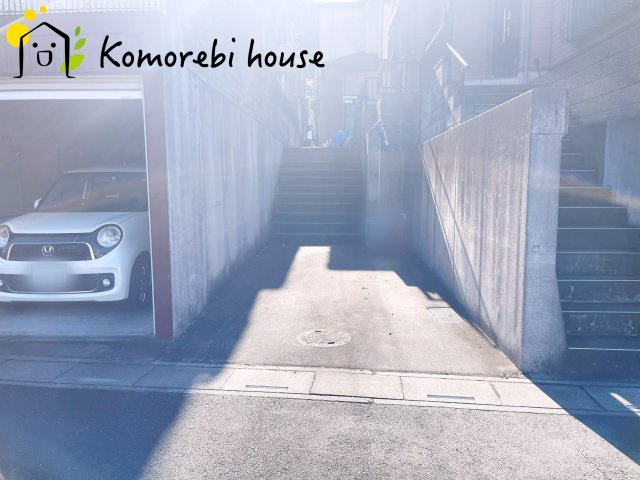 さいたま市北区別所町　中古一戸建ての駐車場|11/28　撮影