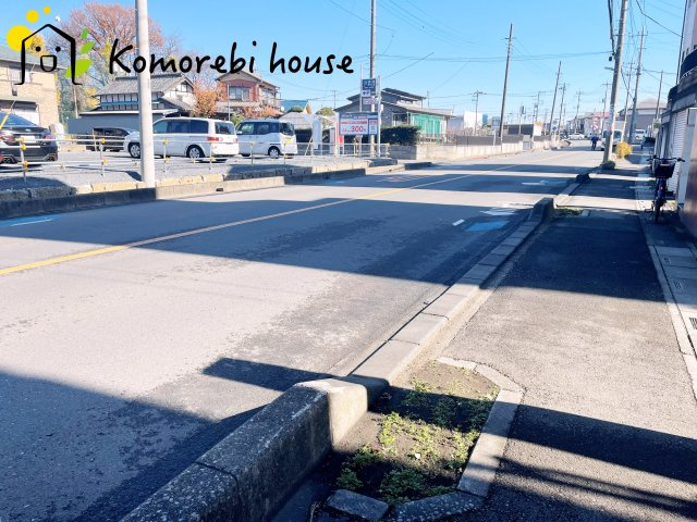 さいたま市北区別所町　中古一戸建ての前面道路含む現地写真|11/28　撮影