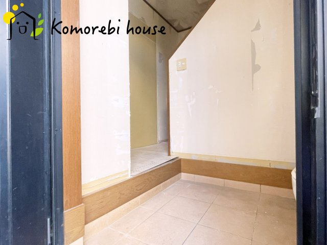 さいたま市北区別所町　中古一戸建ての玄関|11/28　撮影