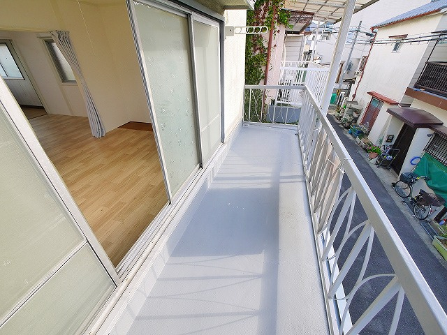 俵口町989-6戸建のバルコニー