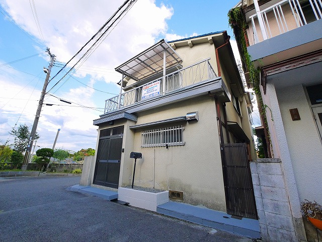 俵口町989-6戸建の外観