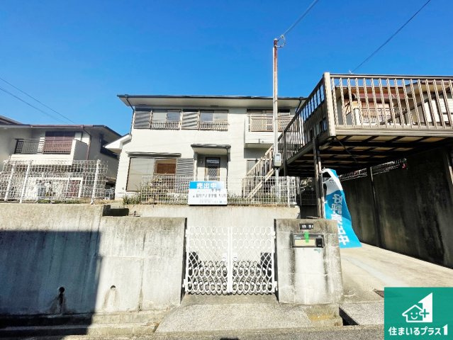 神戸市垂水区朝谷町　中古一戸建ての外観|周辺は落ち着いた街並みの住宅地！子育てがしやすい住環境です！現地でしかわからない事もございます。是非一度ご覧ください。