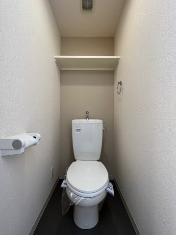 プレサンス金山グリーンパークス　名古屋市賃貸　仲介手数料無料のトイレ