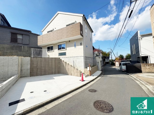 1(土)2(日)現地説明会！◆堺市美原区平尾　限定1邸の外観|お客様に長く安心して住んでいだだける事にこだわった家づくり！住んでからのアフターサービスにもしっかりと取り組んでいます！