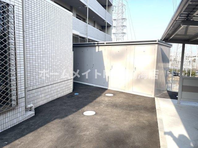 インペリアル南大高の外観