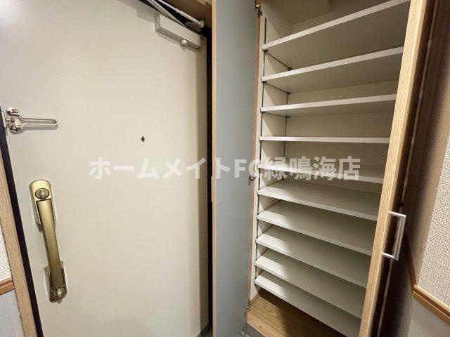 インペリアル南大高の収納
