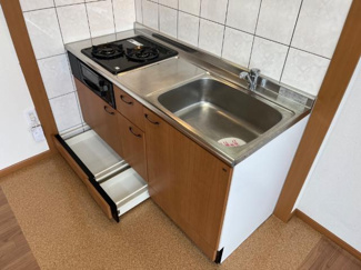 【キッチン】 | ハイツルーエン | 足元にも収納あります