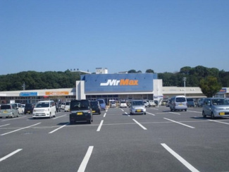 【周辺】 | ハイツルーエン | MrMax松橋ショッピングセンターまで2,028ｍ