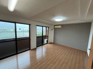 【居間・リビング】 | ハイツルーエン | リビング