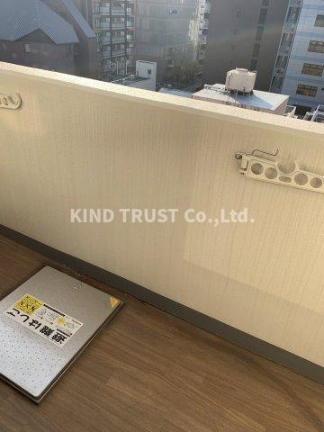 ES-Grande大阪同心のバルコニー|外からの目が気にならないバルコニーで洗濯物が干せます