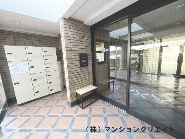 ロアール高木のエントランス