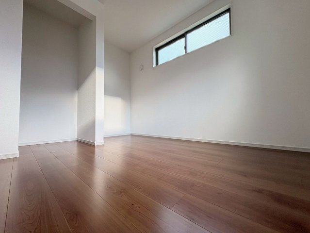 長岡京市滝ノ町1丁目の洋室|2階洋室約5.25帖。お子様の個室などにぴったりです◎