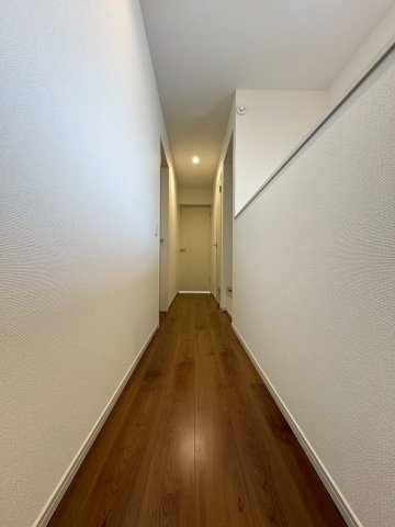 長岡京市滝ノ町1丁目のその他|2階廊下。