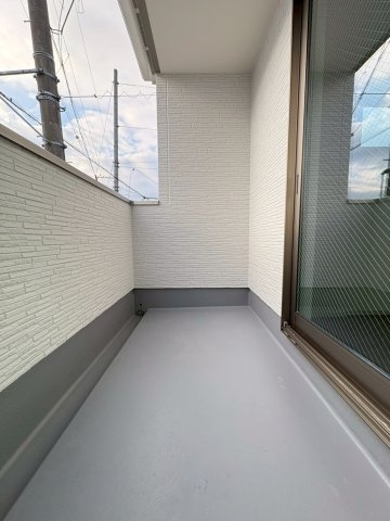 長岡京市滝ノ町1丁目のバルコニー|洗濯物がたくさん干せそうなバルコニーです◎