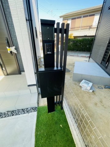 岡崎市赤渋町3期　新築分譲住宅　全3棟　1号棟のその他|飽きのこないシンプルなデザインのポスト。