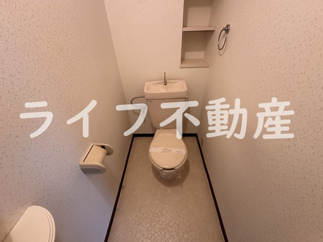 ローレルハイツ花園のトイレ|シンプルで使いやすいトイレです