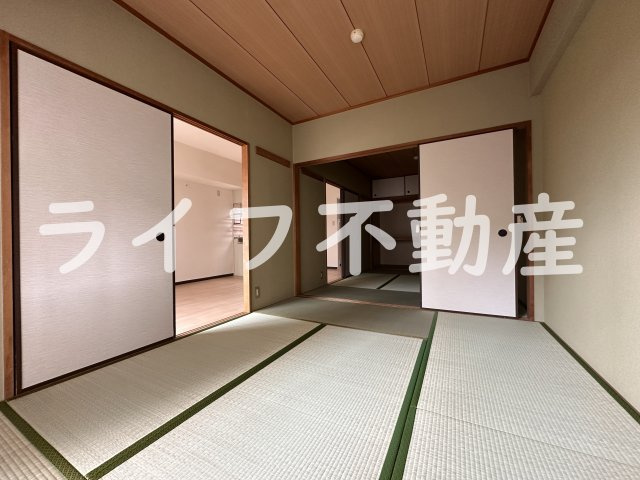 ローレルハイツ花園の和室|和室、ちょっとしたくつろぎスペースにいかがでしょうか