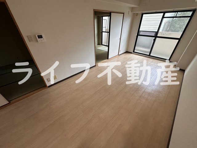 ローレルハイツ花園の居間・リビング|リビングです