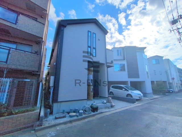 【外観】 | 西東京市保谷町５丁目　新築戸建て | 落ち着いた色合いの外観で帰った来るのが楽しみに