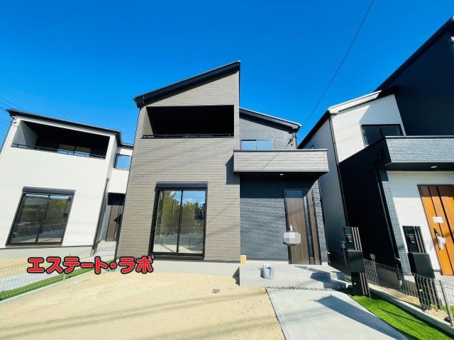 岡崎市赤渋町3期　新築分譲住宅　全3棟　2号棟の外観|●完成物件の内覧受付中。
お気軽にお問合せください♪
