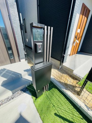 岡崎市赤渋町3期　新築分譲住宅　全3棟　2号棟のその他|飽きのこないシンプルなデザインのポスト。