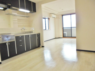 【居間・リビング】 | エルトハイムＳ | LDK12帖